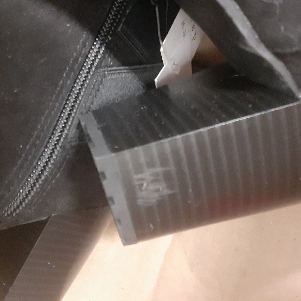 NWT "Candyce" Heeled Booties - Picture 6 of 7